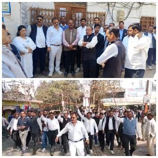 कानपुर नगर25फरवरी25*अधिवक्ता अधिनियम में संशोधन के विरोध में कलम बंद हड़ताल कानपुर नगर25फरवरी25*अधिवक्ता अधिनियम में संशोधन के विरोध में कलम बंद हड़ताल