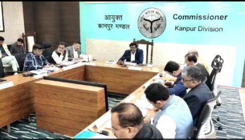 कानपुर नगर27फरवरी25*मण्डलायुक्त की अध्यक्षता में विकास कार्यों की समीक्षा बैठक सम्पन्न हुयी।