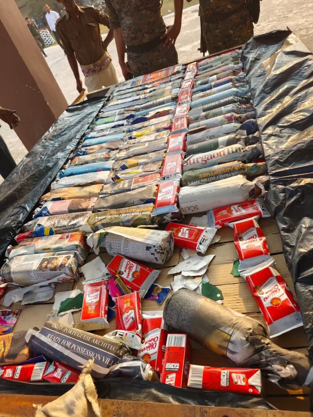 पूर्णिया बिहार 11 मार्च25*अवैध विदेशी शराब के विरुद्ध कसबा थाना द्वारा 46.50 लीटर विदेशी शराब के साथ गिरफ्तार।