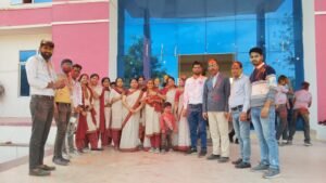 जयपुर15मार्च25*वार्षिक परीक्षा समाप्ति के बाद विद्यार्थियों व स्टाफ ने होली मनाई।