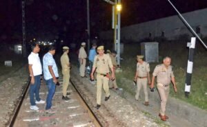 बरेली28मार्च25*रेलवे स्टेशन के जंक्शन के बीच आउटर पर एक लड़की के साथ रेप की वारदात हुई।