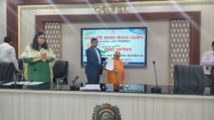 पूर्णिया बिहार 5 मार्च 25 *योग्य लाभुकों को स्वीकृत पत्र एवं आवास लाभार्थियों को ग्रेहप्रवेश की चाभी हस्तगत कराया गया: DM पूर्णिया बिहार 5 मार्च 25 *योग्य लाभुकों को स्वीकृत पत्र एवं आवास लाभार्थियों को ग्रेहप्रवेश की चाभी हस्तगत कराया गया: DM