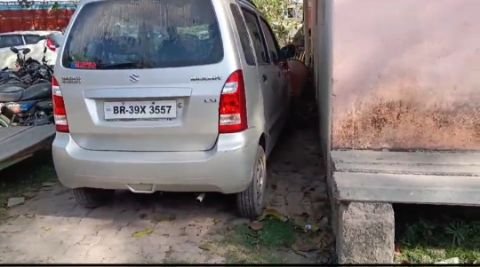 भागलपुर07मार्च25*बेगनार कार से बीस कार्टून विदेशी शराब के साथ चार तस्कर गिरफ्तार*