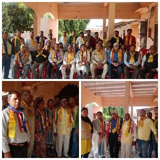 मथुरा09मार्च25*वैश्य अधिवक्ता समाज ने मनाया होली मिलन समारोह।