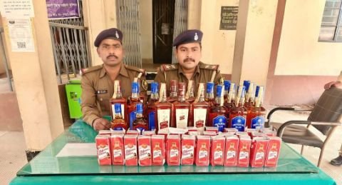 पूर्णिया बिहार 13 मार्च25*अवैध विदेशी विरुद्ध रौटा थाना पुलिस पदाधिकारी ने 28.830 लीटर विदेशी शराब किया जप्त। पूर्णिया बिहार 13 मार्च25*अवैध विदेशी विरुद्ध रौटा थाना पुलिस पदाधिकारी ने 28.830 लीटर विदेशी शराब किया जप्त।