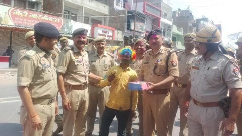 कौशाम्बी14मार्च25*पुलिस महानिदेशक भानु भास्कर मूरतगंज चौराहे पर होली के पर्व पर भारी पुलिस फोर्स के साथ किया पैदल गस्त* कौशाम्बी14मार्च25*पुलिस महानिदेशक भानु भास्कर मूरतगंज चौराहे पर होली के पर्व पर भारी पुलिस फोर्स के साथ किया पैदल गस्त*