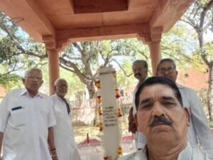 जोधपुर14मार्च25*शेर -ए-राजस्थान स्व श्री जयनारायण व्यास की समाधि स्थल पर पुष्पांजलि अर्पित कार्यक्रम आयोजित किया गया।