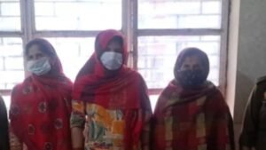 बड़ौत/मेरठ16मार्च25*एटीएम से पांच करोड़ से अधिक धनराशि निकालने के मामले में तीन महिलाएं गिरफ्तार*