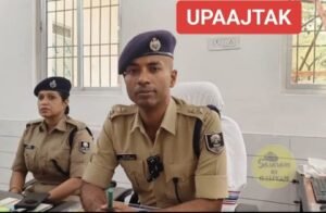 रोहतास16मार्च25*मां-बेटी की हत्या के आरोपी पिता-पुत्र को  गिरफ्तार; कर लिया।