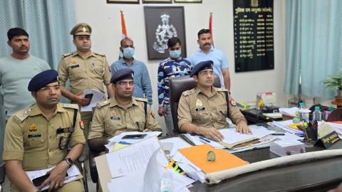 लखनऊ19मार्च25*नगराम थाना क्षेत्र में तीन दिन पहले महिला की हुयी हत्या का खुलासा,आरोपी पति व साथी गिरफ्तार