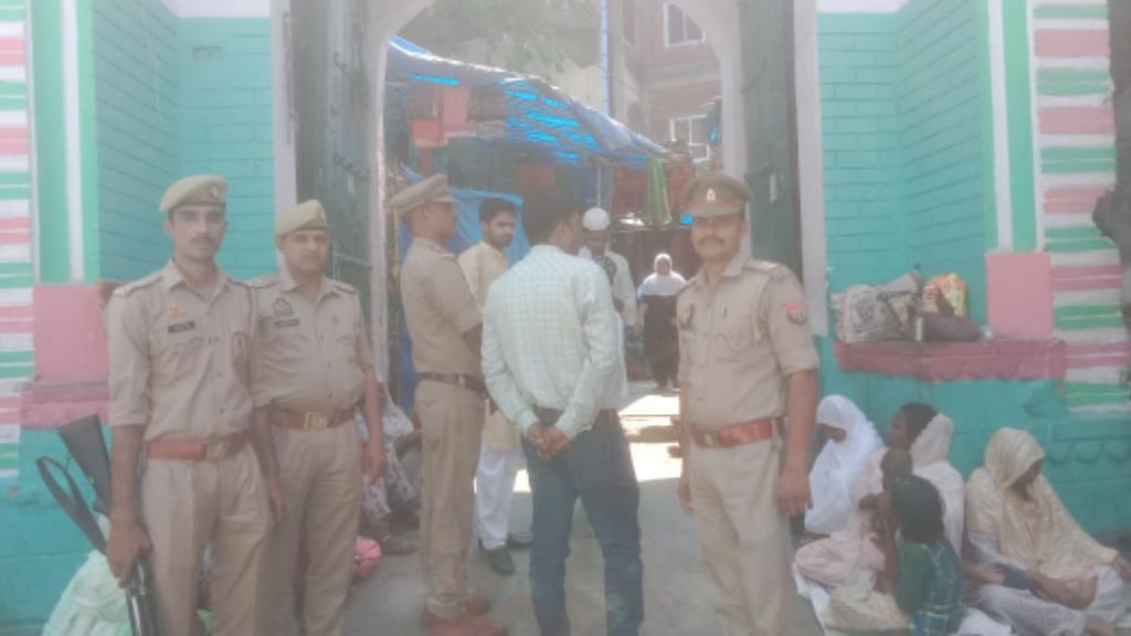 कानपुर नगर21मार्च25*मकनपुर में सुरक्षा का एहसास करने को पुलिस ने कसी कमर