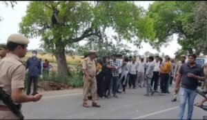 ब्रेकिंग इटावा22मार्च25*दबंगों के हौसले बुलंद, दिनदहाड़े डंपर चालक की गोली मार की हत्या