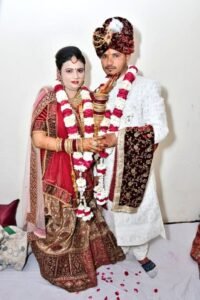 औरैया25मार्च25*ये दुल्हन तो मेरठ वाली मुस्कान रस्तोगी से भी दो हाथ आगे निकली