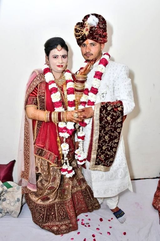औरैया25मार्च25*ये दुल्हन तो मेरठ वाली मुस्कान रस्तोगी से भी दो हाथ आगे निकली औरैया25मार्च25*ये दुल्हन तो मेरठ वाली मुस्कान रस्तोगी से भी दो हाथ आगे निकली