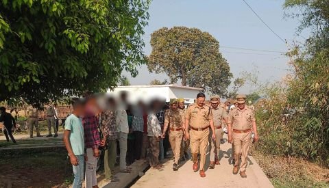 शाहजहांपुर27मार्च2025*चार बच्चों सहित पिता की हत्या*