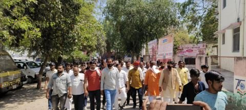 हमीरपुर27मार्च25*राणा सांगा पर विवादित बयान से हिंदुओं में नाराजगी विभिन्न संगठनों ने दिया ज्ञापन। हमीरपुर27मार्च25*राणा सांगा पर विवादित बयान से हिंदुओं में नाराजगी विभिन्न संगठनों ने दिया ज्ञापन।