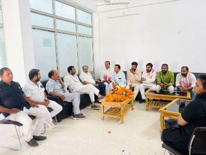 कौशाम्बी29मार्च25*बेरोजगारी, महंगाई एवं संविधान बचाने की लड़ाई लड़ेगी कांग्रेस – राजेश तिवारी*