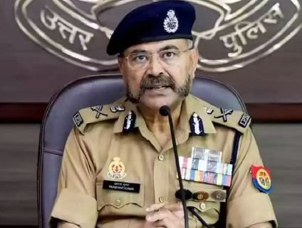 लखनऊ30मार्च25*DGP प्रशांत कुमार ने पुलिस अफसरों को दिए अहम निर्देश