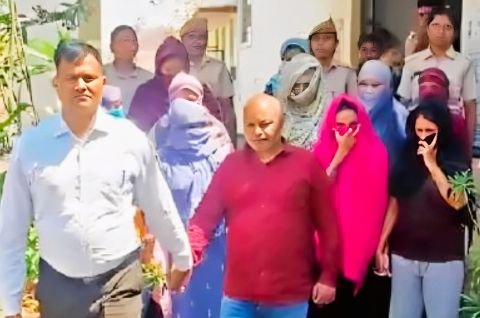 उदयपुर30मार्च25**अमीर जादो को मोटी रकम के बदले परोसी जाती थी लड़कियां*