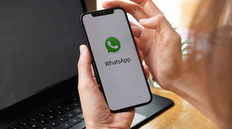 नई दिल्ली13अप्रैल25WhatsApp Down: डाउन हुआ व्हाट्सएप, यूजर्स को मैसेज भेजने में आ रही दिक्कत*