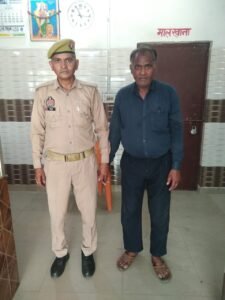 मथुरा 18 अप्रैल 25*थाना कोसीकलां पुलिस द्वारा एक नफर अभियुक्त को 00.258 कि0ग्रा0 अवैध गांजा के साथ किया गिरफ्तार ।*