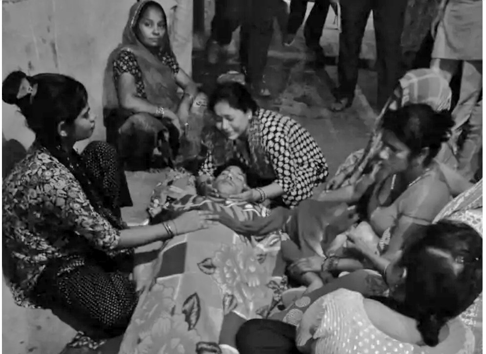 बरेली 18अप्रैल25* में मेरठ के 'सौरभ हत्याकांड'