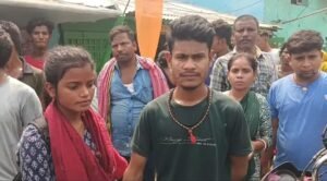 भागलपुर 22अप्रैल25बिहार प्रेमी जोड़े और परिजनों के बीच जमकर हाई वोल्टेज ड्रामा हुआ।