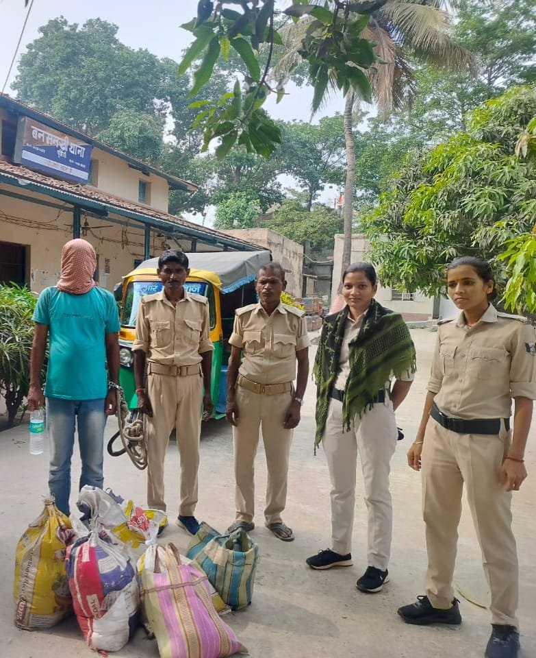 पूर्णिया बिहार 22 अप्रैल 25* क्रम में 55.500 लीटर देशी शराब के साथ तीन अभियुक्त गिरफ्तार।