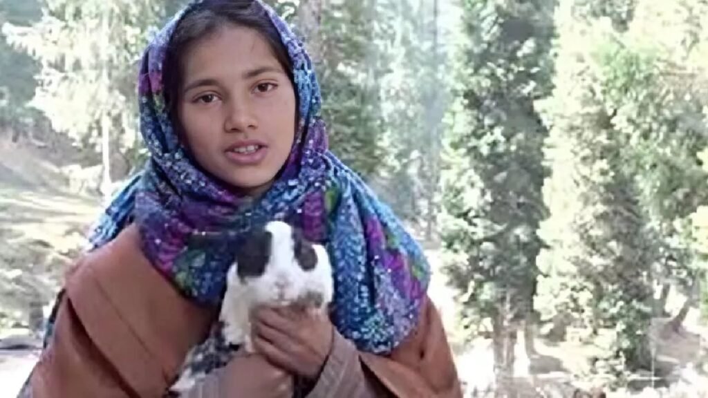जम्मू कश्मीर28अप्रैल25Pahalgam Attack: जान पर खेलकर रैबिट गर्ल ने कई लोगों को बचाया