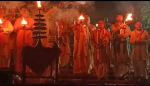 मथुरा02अप्रैल2025*भजन संध्या एवम जमुना मैया की महा आरती का आयोजन किया गया।