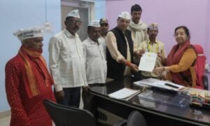 मिर्जापुर: 4अप्रैल 25 *मिर्जापुर का स्वास्थ्य विभाग भ्रष्टाचार का बहुत बड़ा अड्डा - सुनील कुमार पांडे*