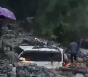 उत्तराखंड :09अप्रैल25 चमोली जिले के थराली क्षेत्र में उत्तराखंड :09अप्रैल25 चमोली जिले के थराली क्षेत्र में