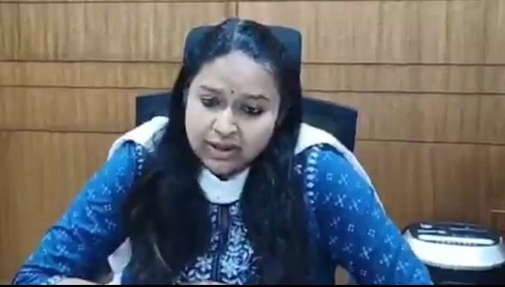 गाजीपुर10अप्रैल25 कलेक्टर ने 7 लेखपाल निलंबित किया!