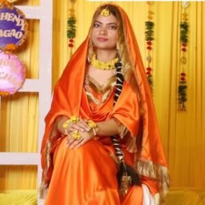 कुशीनगर09अप्रैल2025*हेलीकॉप्टर से आयी SDM साहिबा की बारात..!!*