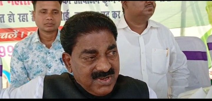 भागलपुर बिहार12अप्रैल25 कृष्णानंद स्टेडियम में राजद के वरिष्ठ नेता रामचन्द्र चौधरी के नेतृत्व में पासी