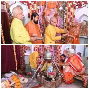 लखनऊ:12अप्रैल25* राज्यपाल आनंदीबेन पटेल ने प्राचीन कोतवालेश्वर महादेव मंदिर का दर्शन कर विधिवत पूजा-अर्चना की।