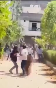 बंगाल14अप्रैल25 दृश्य #मुर्शिदाबाद, प बंगाल का है...*