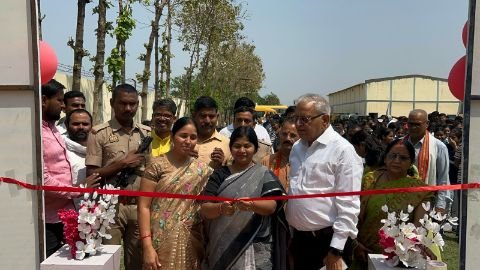 गाजीपुर16अप्रैल25*खेल - कूद में रुचि रखने वाले बच्चों के लिए यह ओपन जिम अत्यधिक उपयोगी-डा संगीता बलवन्त