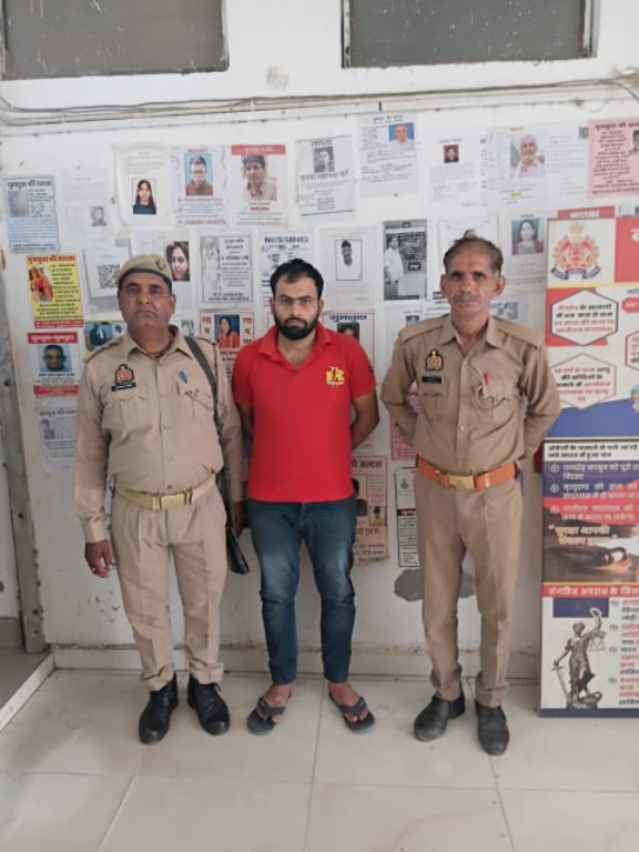 मथुरा 20 अप्रैल 2025*थाना वृन्दावन पुलिस ने गैंगस्टर एक्ट में वाँछित 01 अभियुक्त को किया गया गिरफ्तार*