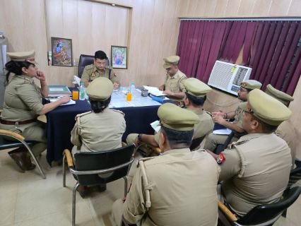 मथुरा 21 अप्रैल 2025*अर्दलीरूम - अपराध समीक्षा*