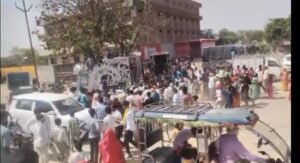 कौशाम्बी22अप्रैल25 हनुमानजी के मंदिर में डीजे को लेकर हुई मारपीट*