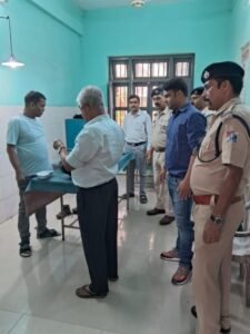 भागलपुर26अप्रैल2025*उप: - चिकित्सा सहायता घायल व्यक्ति।