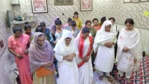 अयोध्या26अप्रैल25*जम्मू कश्मीर के पहलगाम में हुए आतंकी हमले के विरोध में रामनगरी अयोध्या के किन्नर समाज में भारी आक्रोश।