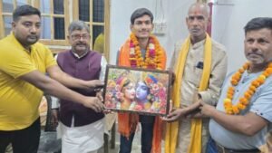 अयोध्या27अप्रैल25*हाईस्कूल परीक्षा में यूपी में दूसरा स्थान प्राप्त करने वाले छात्र को विधायक ने किया सम्मानित