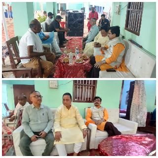 मोतिहारी27अप्रैल25*कटहा के मुखिया अफताब आलम के पुत्री के शादी में बर वधु को आशीर्वाद देने पहुंचे,