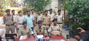 रोहतास28अप्रैल25*पुलिस ने सघन वाहन चेकिंग में 275 किलो गांजा के साथ दो तस्कर को गिरफ्तार किया