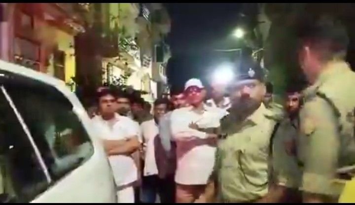 प्रयागराज 29अप्रैल25में घर के अंदर घुसकर हत्या कर दी गई।