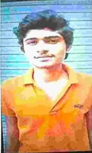 सतना03मई25आरोपी अच्छू उर्फ आदर्श शर्मा इस 20 साल के शातिर अपराधी ने पुलिस को छका लिया...!