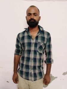 मथुरा 3 मई 25* भैंस चोरी करने के अभियोग में वांछित अभियुक्त को मय एक भैंस के साथ किया गिरफ्तार ।*