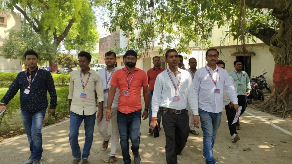 भागलपुर03मई25 आई जी से मिले मानवाधिकार संगठन के प्रतिनिधिमंडल व ग्रामीण*